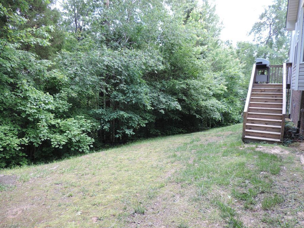321 Ridgeland Drive High Point, NC 27262 - Photo 26 of 27 Gallery Image 26