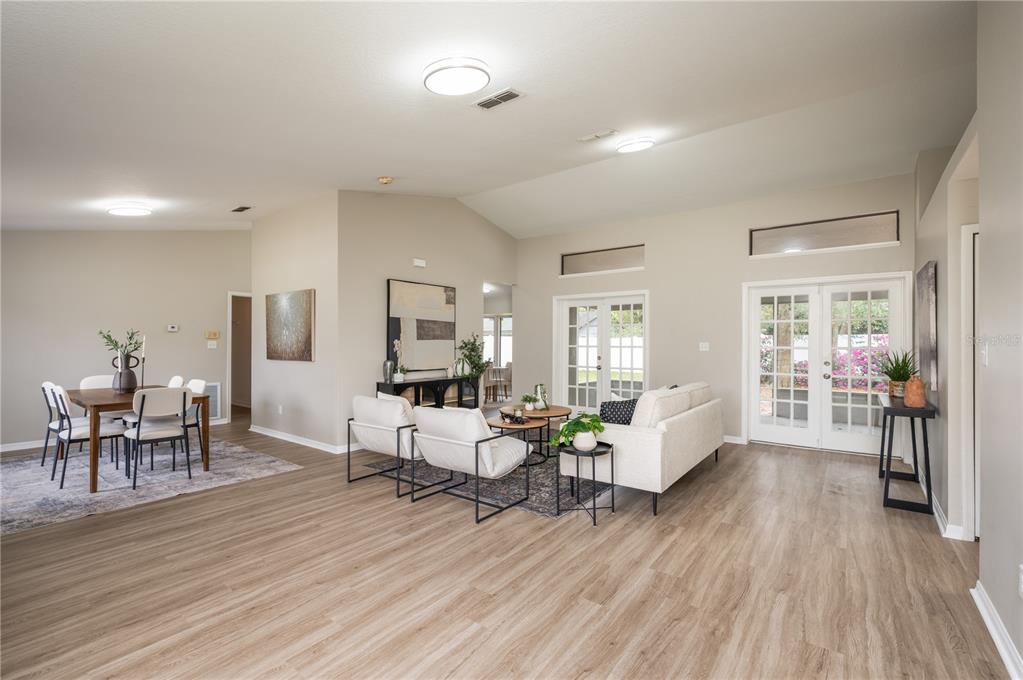 246 Ridgewood Street Altamonte Springs, FL 32701 - Photo 2 of 21 Gallery Image 2