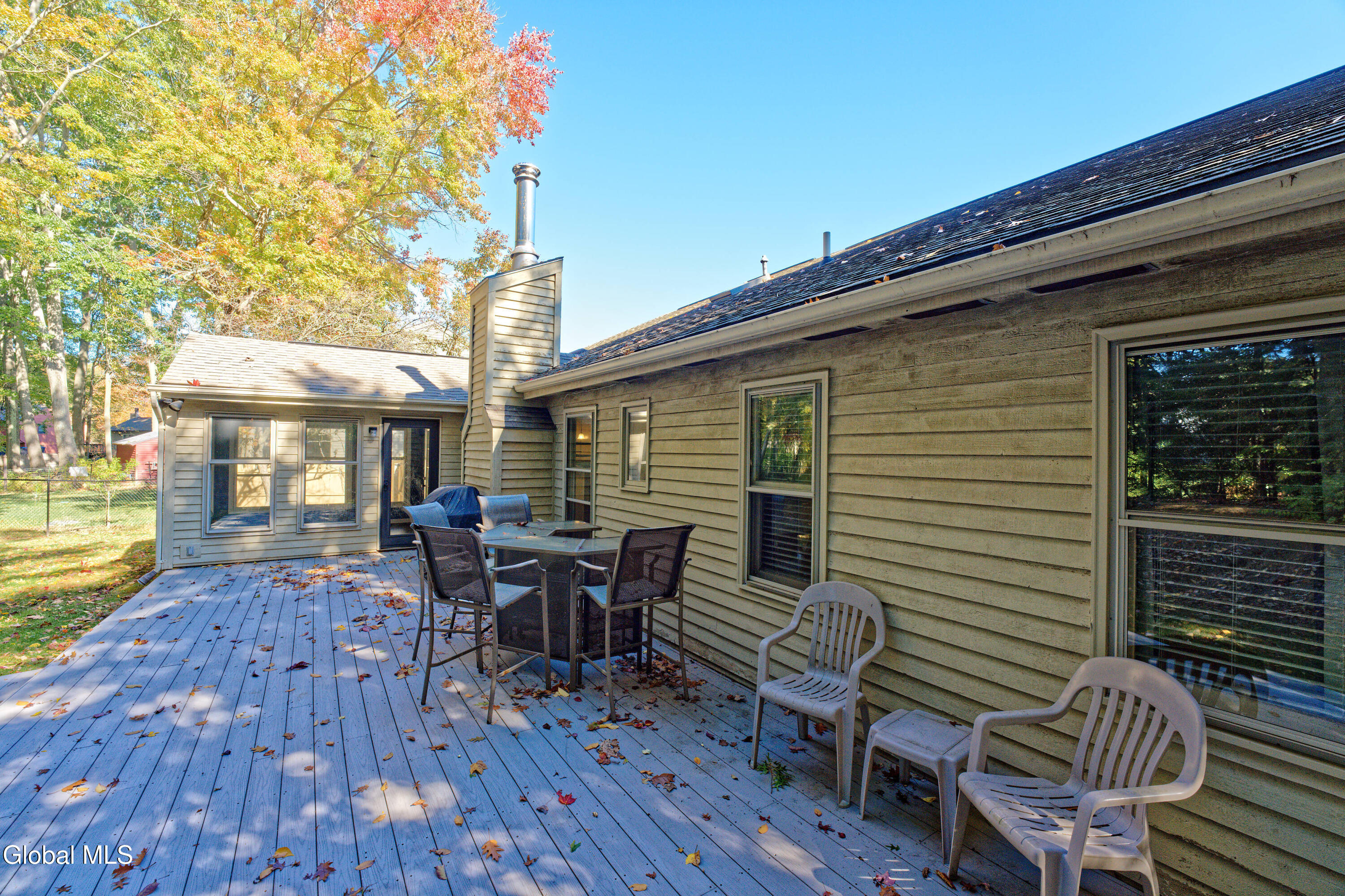 638 Top Ridge Drive Guilderland, NY 12203 - Photo 28 of 31 Yard 3