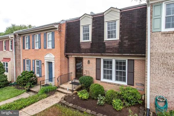 $2,900 | 2838 Lafora Court, Vienna, VA 22180