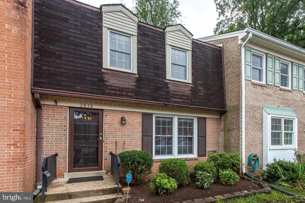 $2,900 | 2838 Lafora Court, Vienna, VA 22180