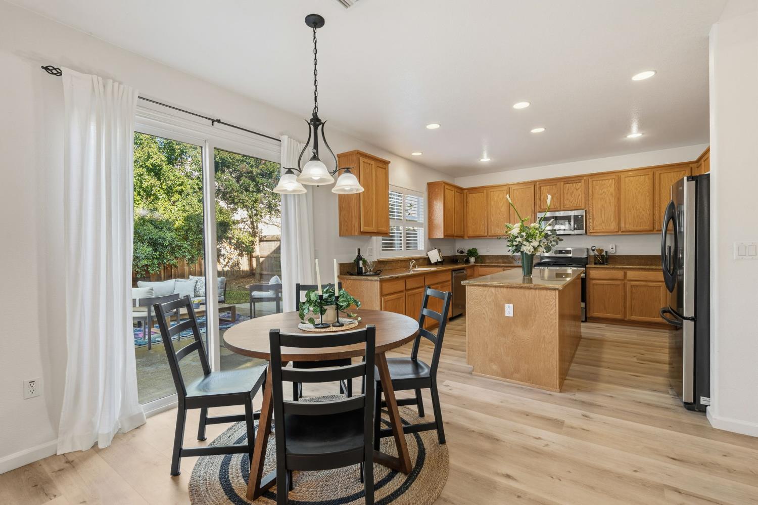 3810 Huntington Road West Sacramento, CA 95691 - Photo 12 of 53