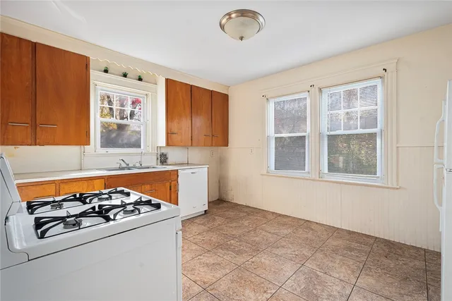 $499,900 | 130 Wollaston Street, Cranston, RI 02910