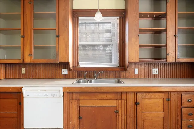 $499,900 | 130 Wollaston Street, Cranston, RI 02910