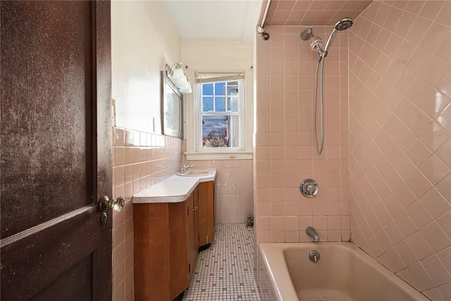 $499,900 | 130 Wollaston Street, Cranston, RI 02910