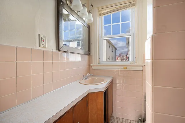 $499,900 | 130 Wollaston Street, Cranston, RI 02910