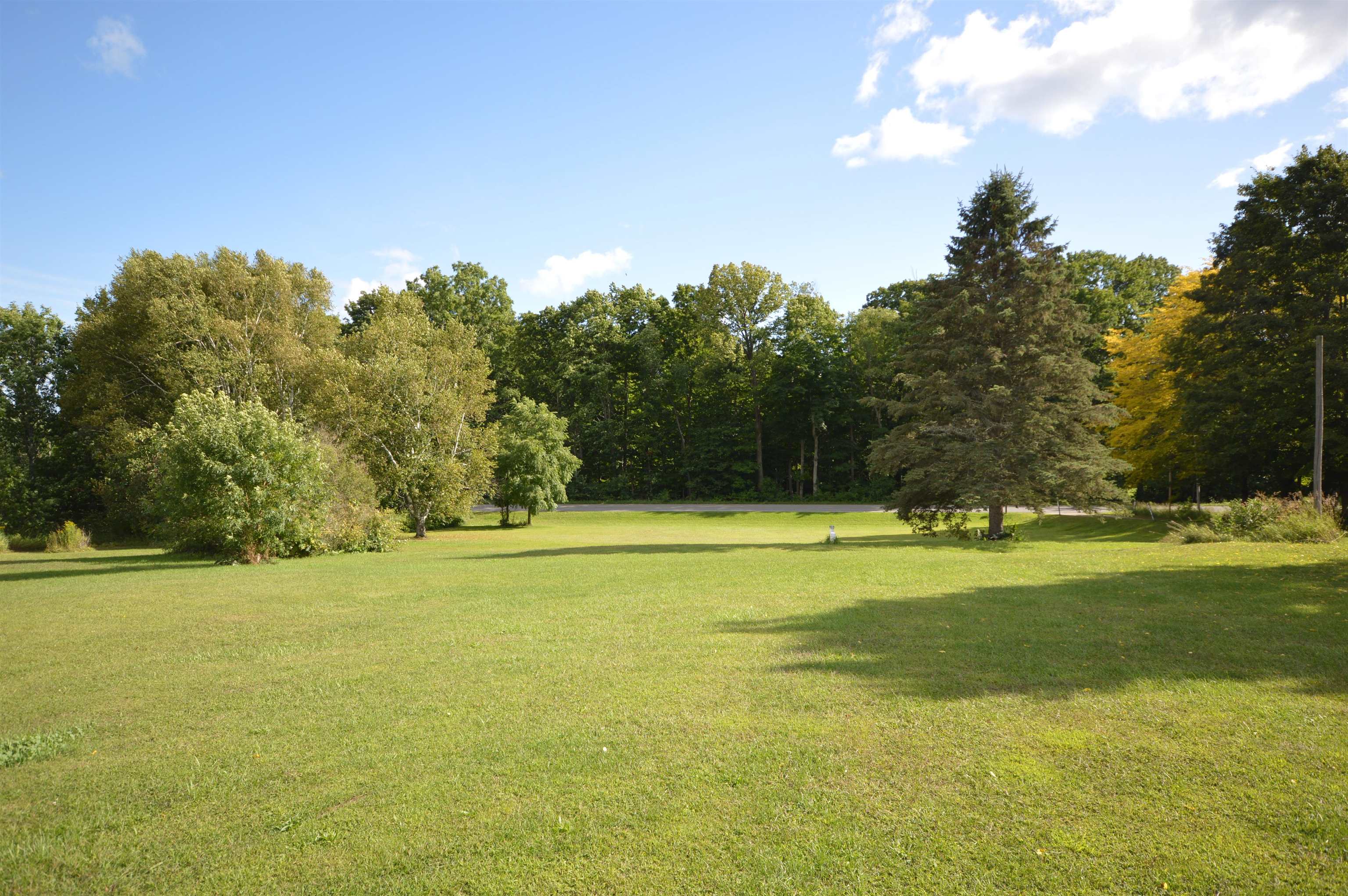 6830 Youker Road Grawn, MI 49637 - Photo 6 of 30