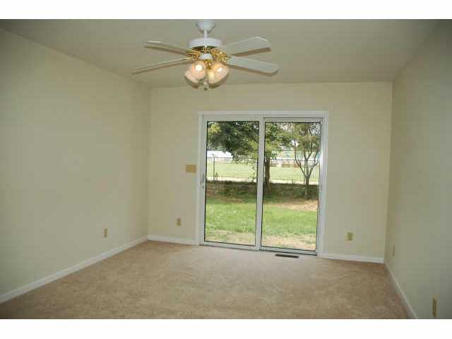 5108 Hamilton Road Hilliard, OH 43026 - Photo 2 of 10 Gallery Image 2