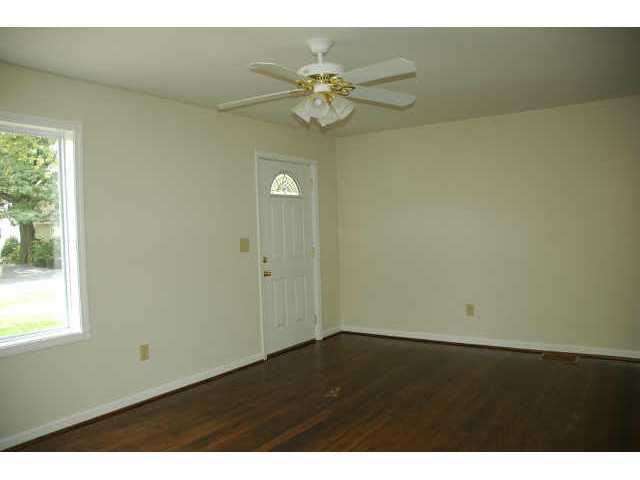 5108 Hamilton Road Hilliard, OH 43026 - Photo 5 of 10 Gallery Image 5
