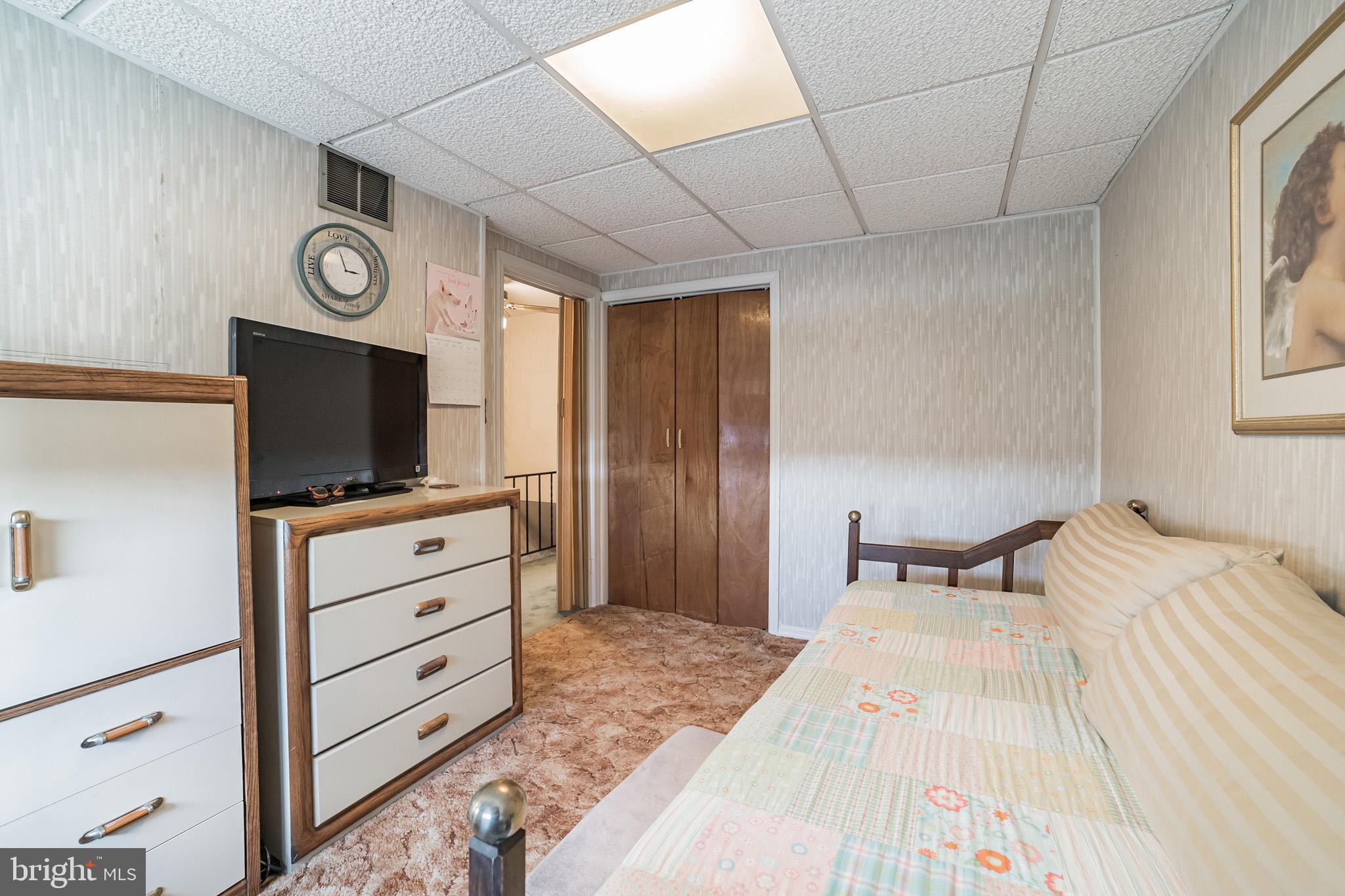 522 Old Riverside Road Baltimore, MD 21225 - Photo 23 of 36
