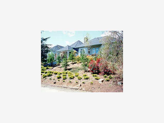 287 Quinnhill Road, Unit 2 Los Altos, CA 94024 - Photo 1 of 1 Gallery Image 1