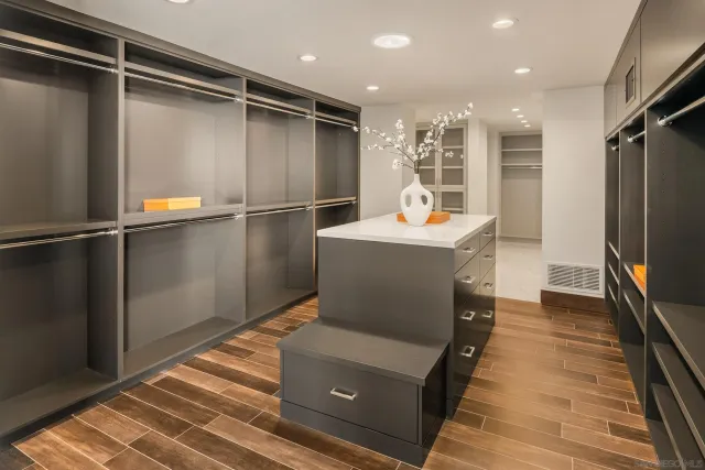 $9,995,000 | 7232 Romero Drive, La Jolla, CA 92037