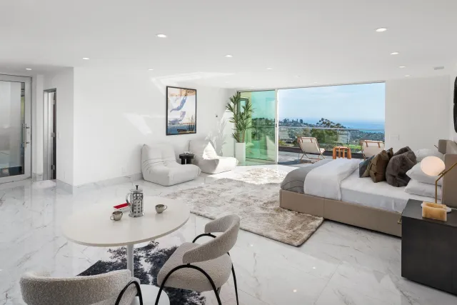 $9,995,000 | 7232 Romero Drive, La Jolla, CA 92037