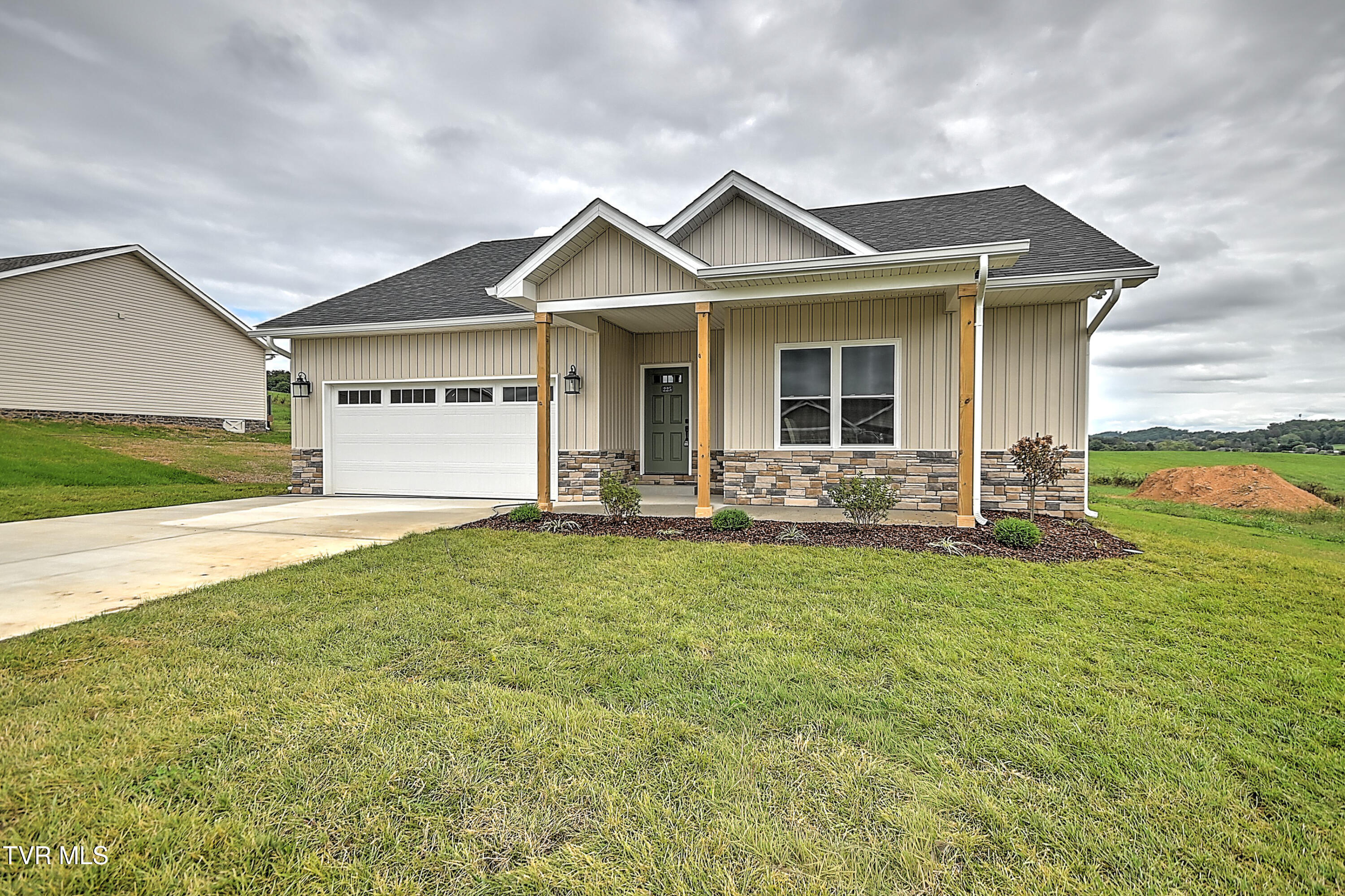 225 Red Tail Ridge Greeneville, TN 37743 - Photo 12 of 59 225 Red Tail Ridge JK-2