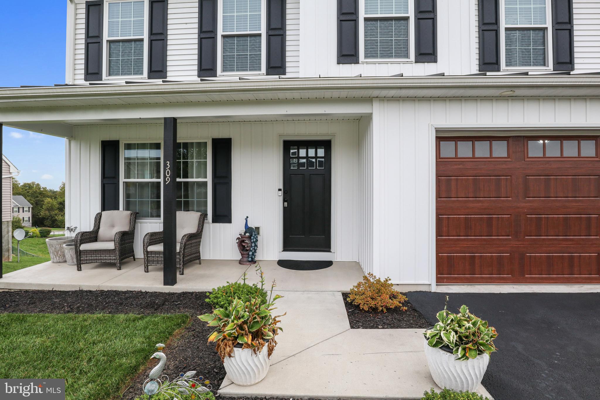 309 Riviera Street Mount Wolf, PA 17347 - Photo 5 of 51 Gallery Image 5