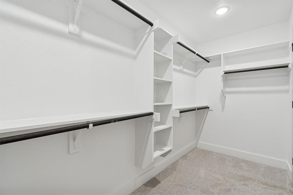 5637 Mesa Loop Granbury, TX 76048 - Photo 27 of 40