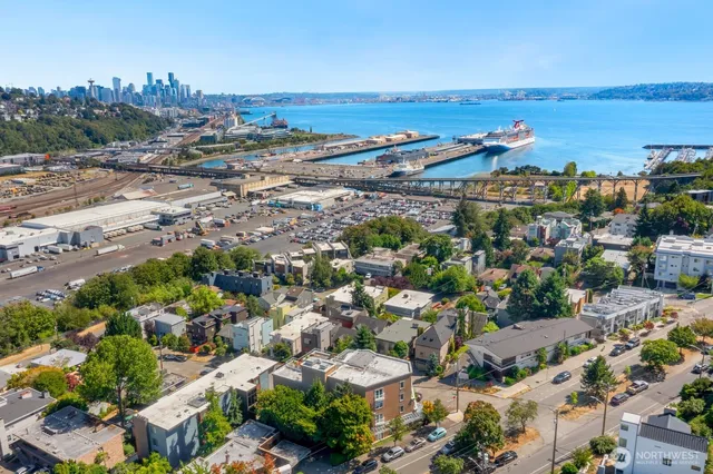 $719,888 | 2100 Thorndyke Avenue West, Unit 101, Seattle, WA 98199