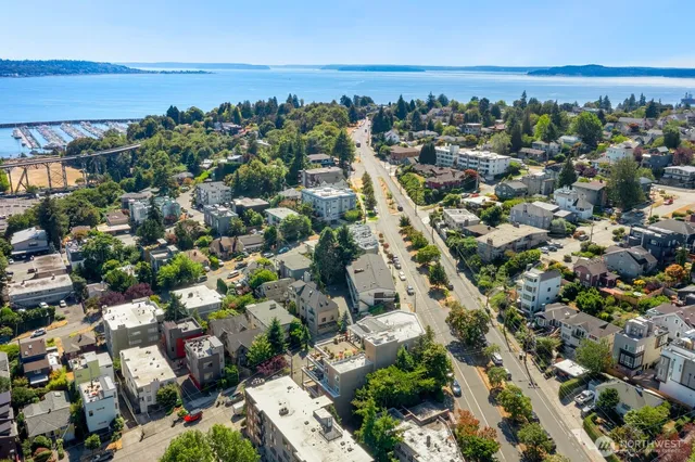 $719,888 | 2100 Thorndyke Avenue West, Unit 101, Seattle, WA 98199