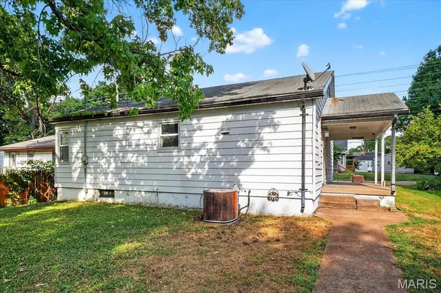 $82,500 | 605 North 17th Street, Belleville, IL 62226