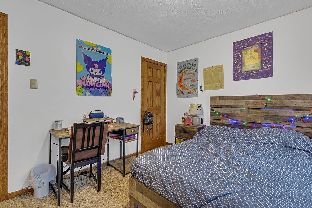 6014 Forest Drive Monaca, PA 15061 - Photo 18 of 32 a bedroom that has a bed and a desk in it