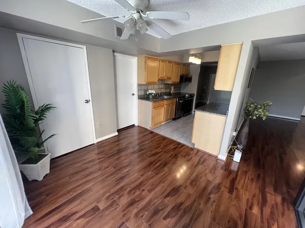 $2,200 | 4500 South Four Mile Run Drive, Unit 133, Arlington, VA 22204