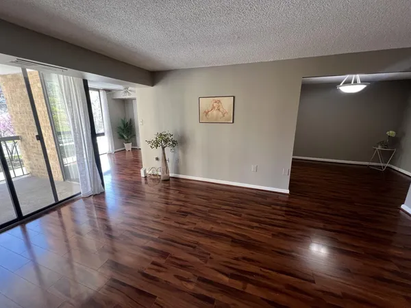 $2,200 | 4500 South Four Mile Run Drive, Unit 133, Arlington, VA 22204