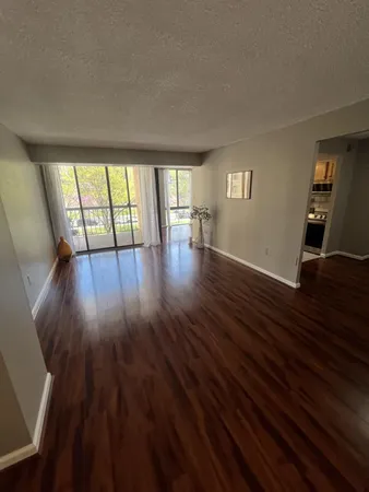 $2,200 | 4500 South Four Mile Run Drive, Unit 133, Arlington, VA 22204