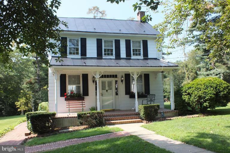 3242 Sykesville Road Westminster, MD 21157 - Photo 1 of 18 SECLUDED YET MINUTES FROM ROUTES 97,32,26,70