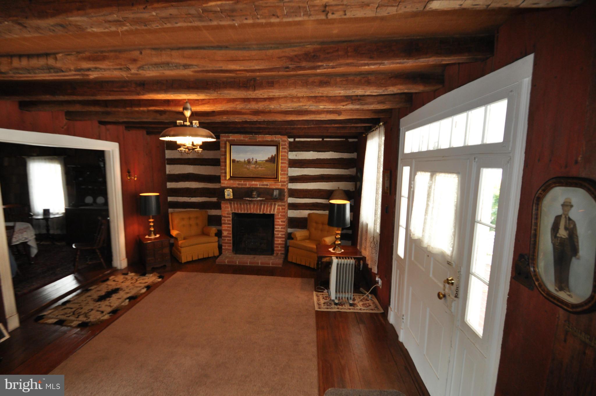 3242 Sykesville Road Westminster, MD 21157 - Photo 4 of 18 WELCOME HOME SO COZY YOU WON'T WANT TO LEAVE