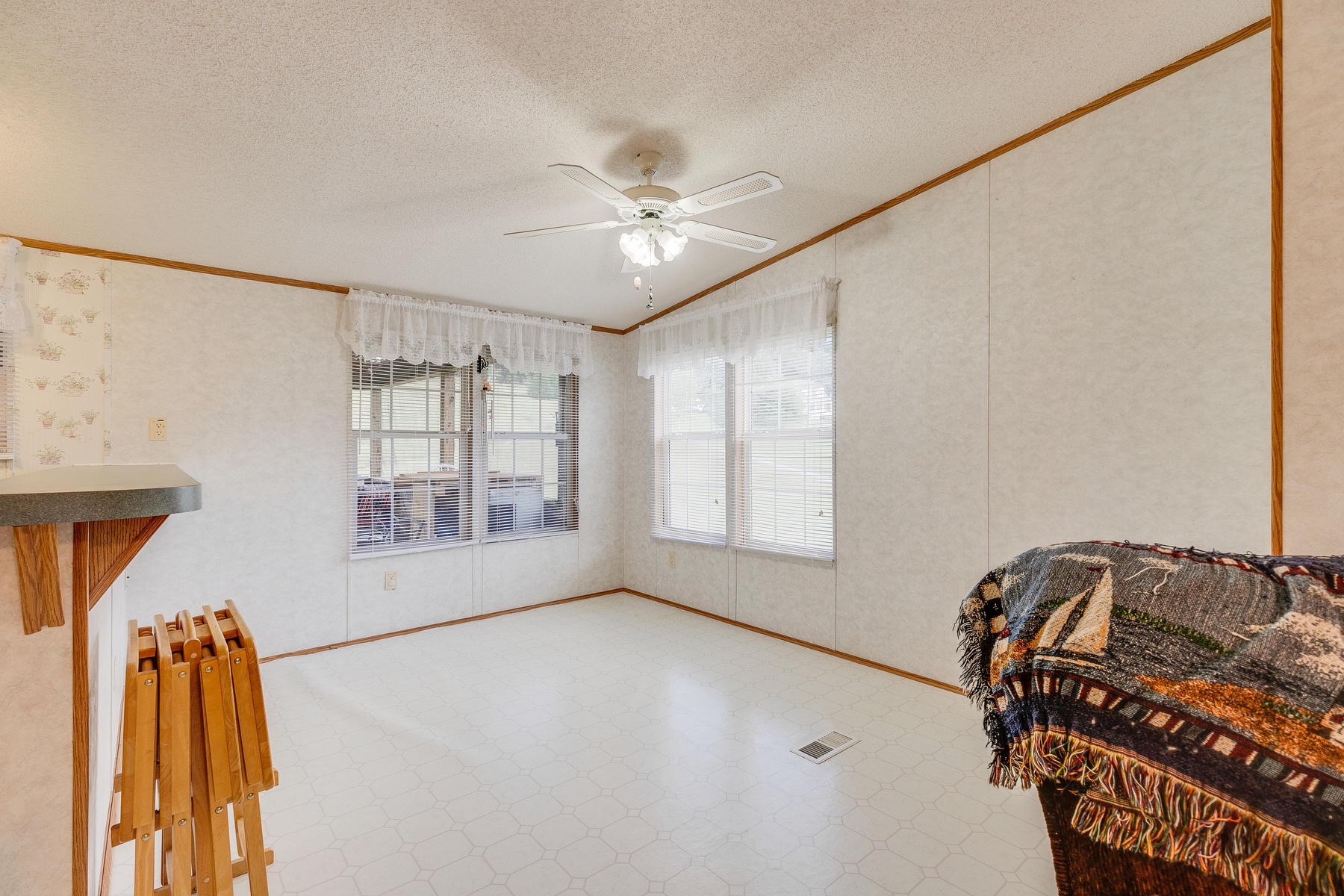 351 Ball Orchard Road Kingsport, TN 37660 - Photo 11 of 39 011