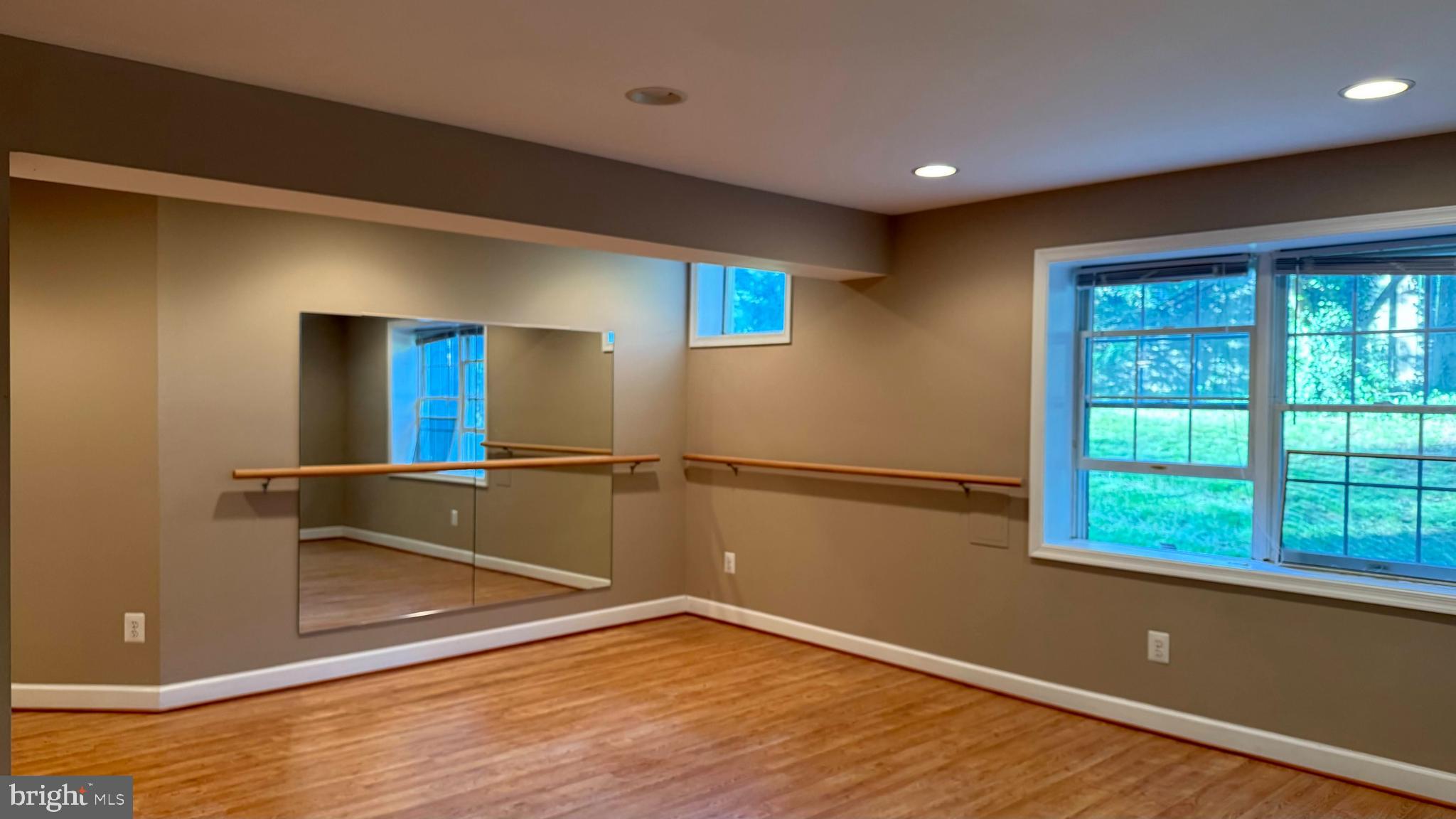 500 Roland Street Southwest Vienna, VA 22180 - Photo 26 of 43 Gallery Image 26