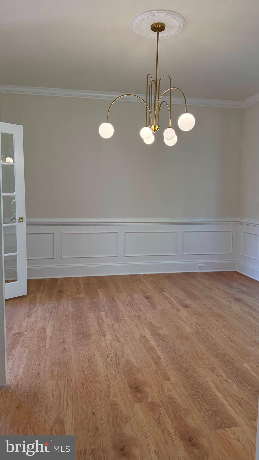 500 Roland Street Southwest Vienna, VA 22180 - Photo 6 of 43 Gallery Image 6