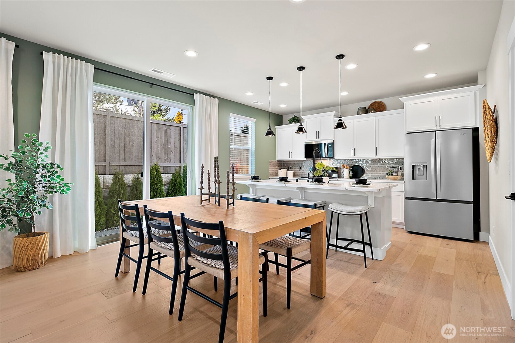 20904 99th Place South Kent, WA 98031 - Photo 13 of 38