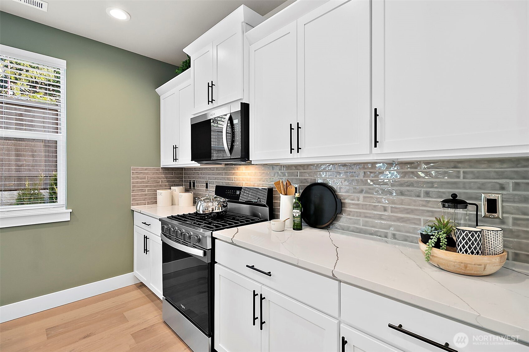 20904 99th Place South Kent, WA 98031 - Photo 20 of 38