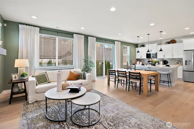 $874,950 | 20904 99th Place South, Kent, WA 98031