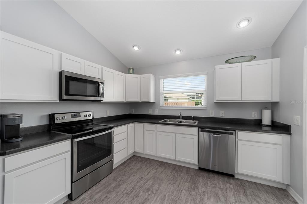 3335 Rohan Road Oxford, FL 34484 - Photo 20 of 57