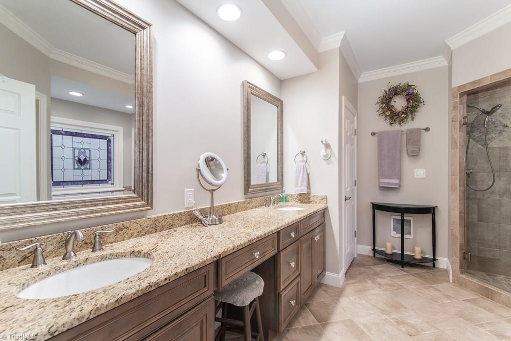 7700 Pinelawn Court Summerfield, NC 27358 - Photo 18 of 29