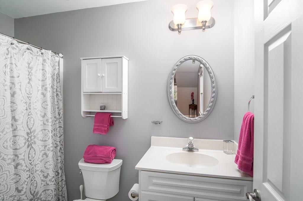 7700 Pinelawn Court Summerfield, NC 27358 - Photo 24 of 29