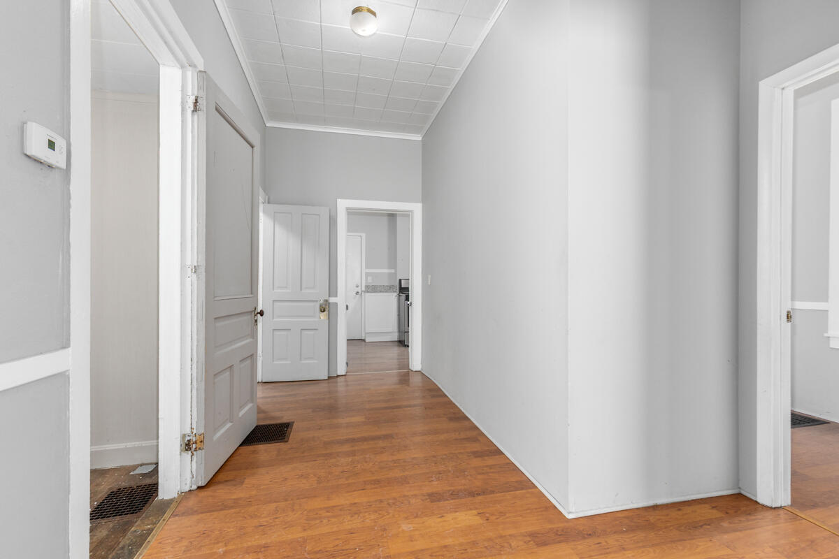 613-615 Davis Street Kalamazoo, MI 49007 - Photo 12 of 36 IMG_1010