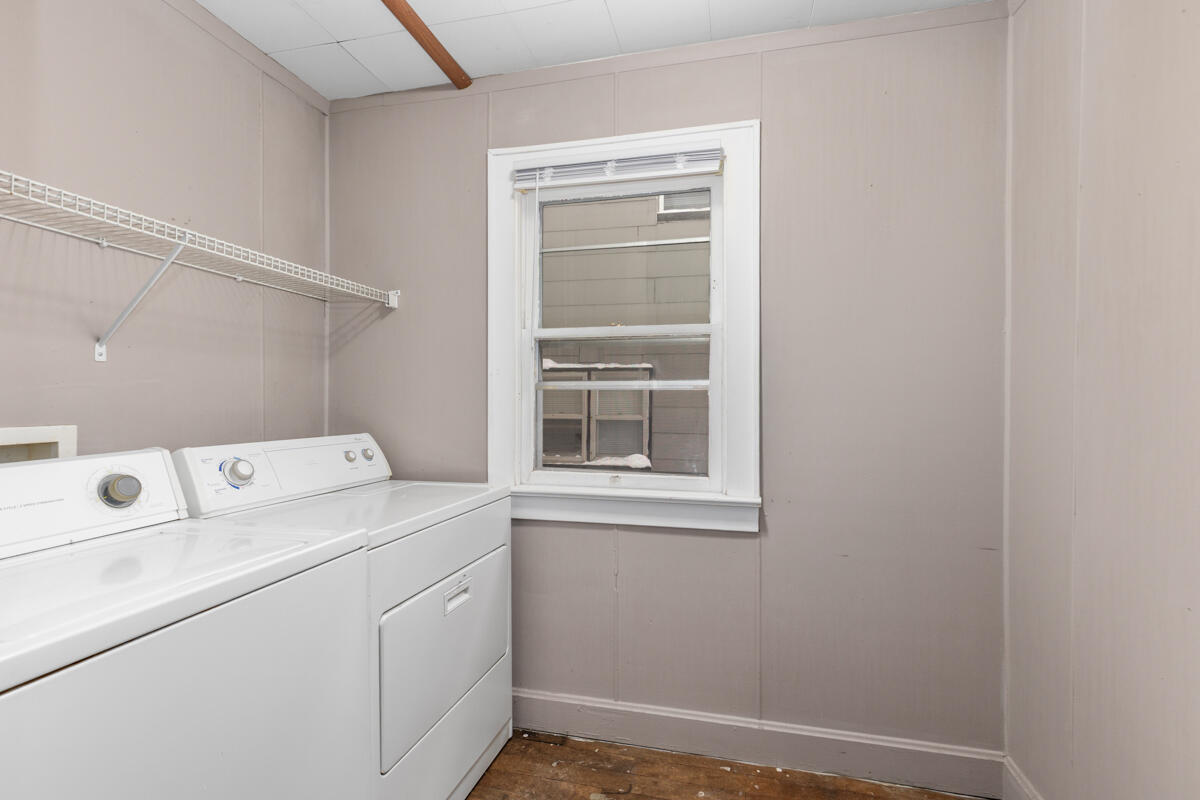 613-615 Davis Street Kalamazoo, MI 49007 - Photo 20 of 36 IMG_1018