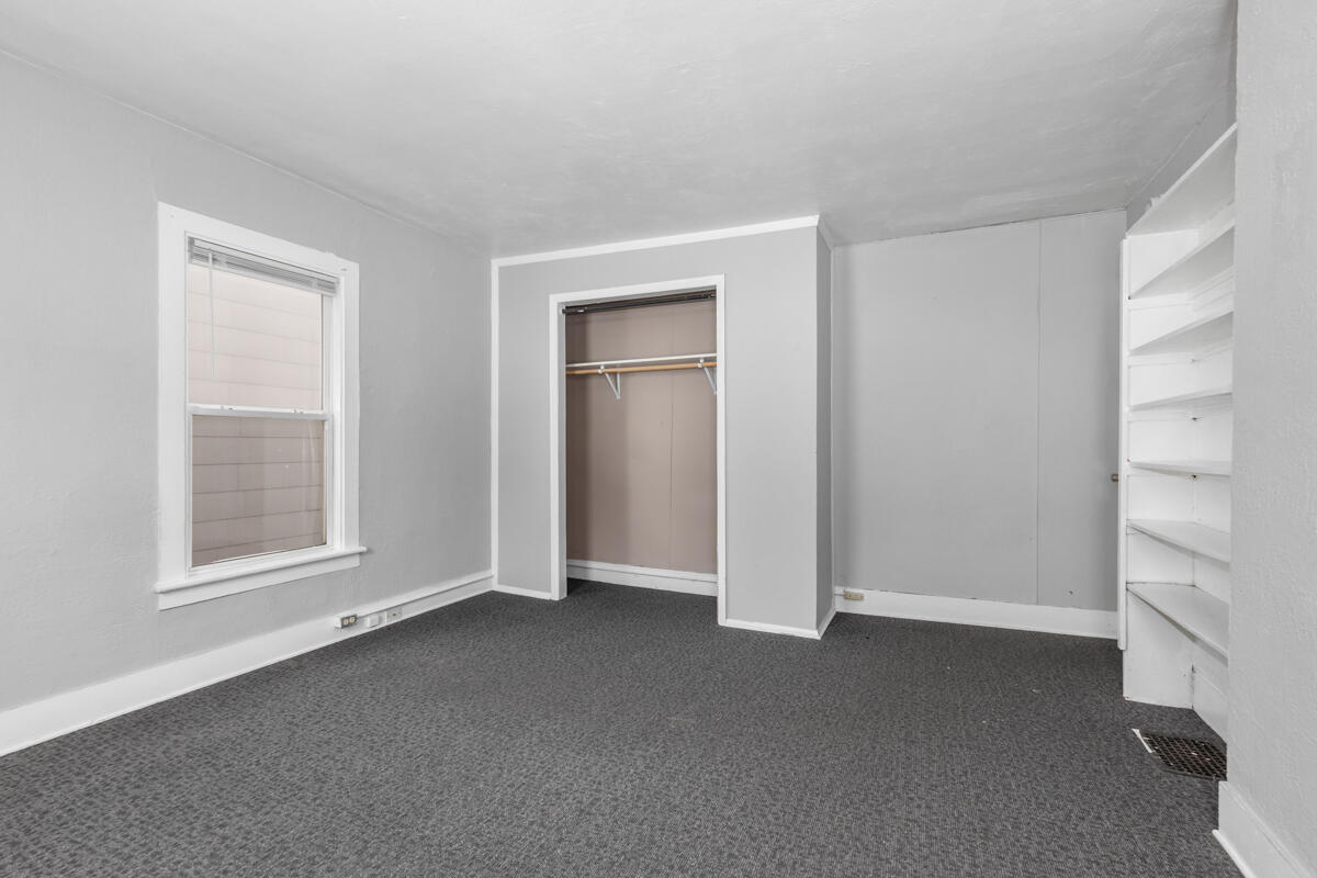 613-615 Davis Street Kalamazoo, MI 49007 - Photo 24 of 36 IMG_1022