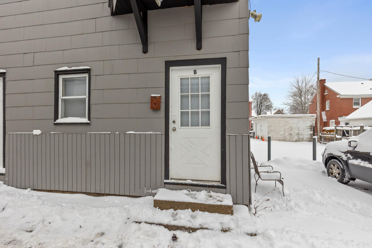 613-615 Davis Street Kalamazoo, MI 49007 - Photo 26 of 36 IMG_1025
