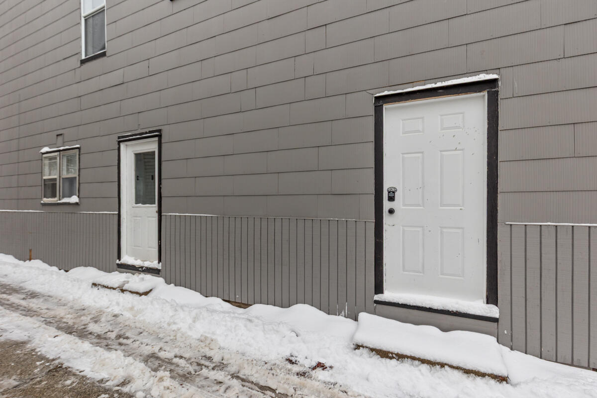 613-615 Davis Street Kalamazoo, MI 49007 - Photo 27 of 36 IMG_1026