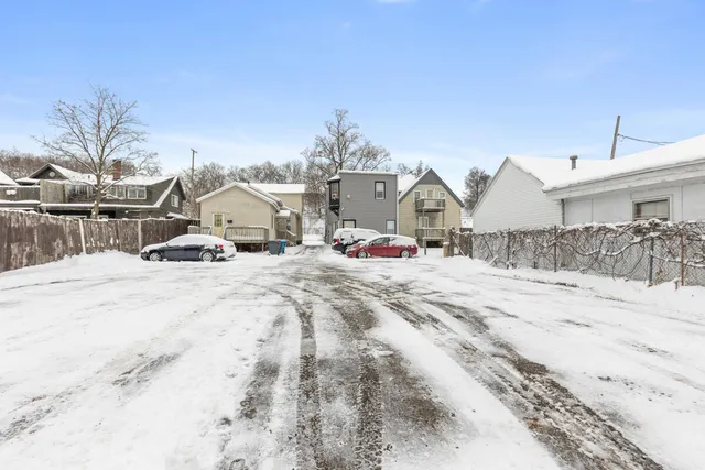 $415,000 | 613-615 Davis Street, Kalamazoo, MI 49007