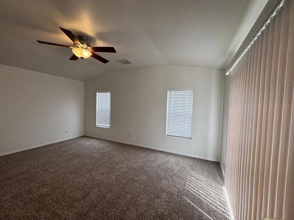 $1,995 | 5036 East Catalina Court, Cornville, AZ 86325