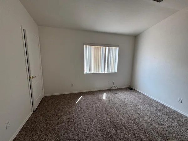 $1,995 | 5036 East Catalina Court, Cornville, AZ 86325