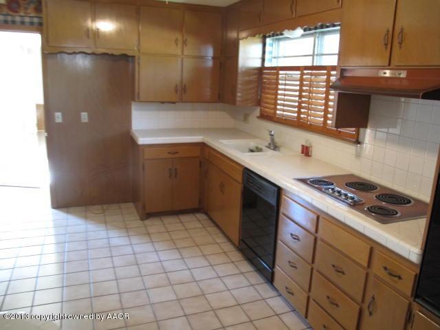 6123 Hanson Road Amarillo, TX 79106 - Photo 4 of 18 6123 Hanson 014