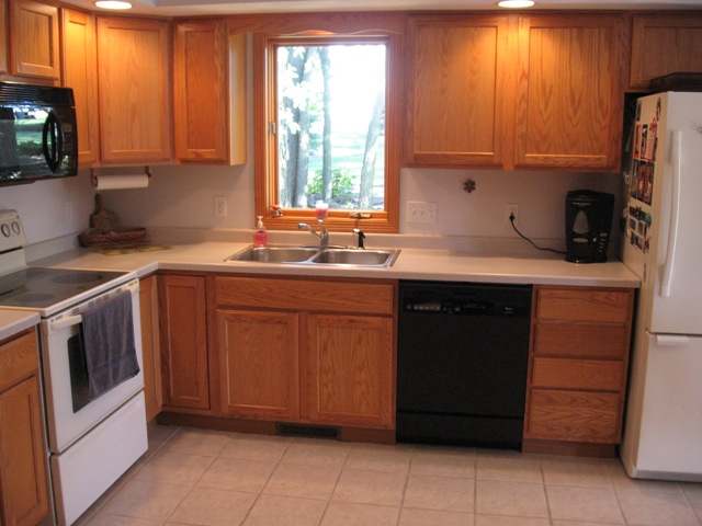 671 Barley Ridge Trail Freeport, IL 61032 - Photo 3 of 9 Gallery Image 3