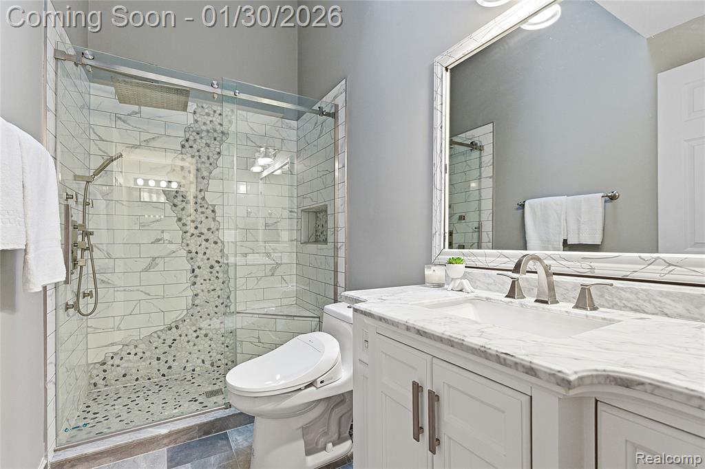 7056 Green Farm Road West Bloomfield, MI 48322 - Photo 14 of 25 Gallery Image 14