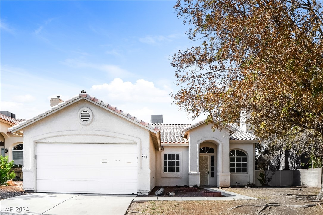 923 Longshanks Road Henderson, NV 89015 - Photo 1 of 21 Gallery Image 1